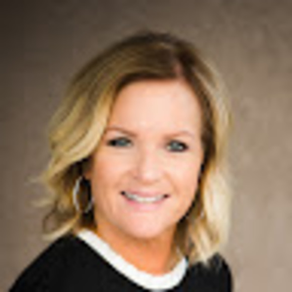 Meet your Posher, Torri - Picture 1 of 1